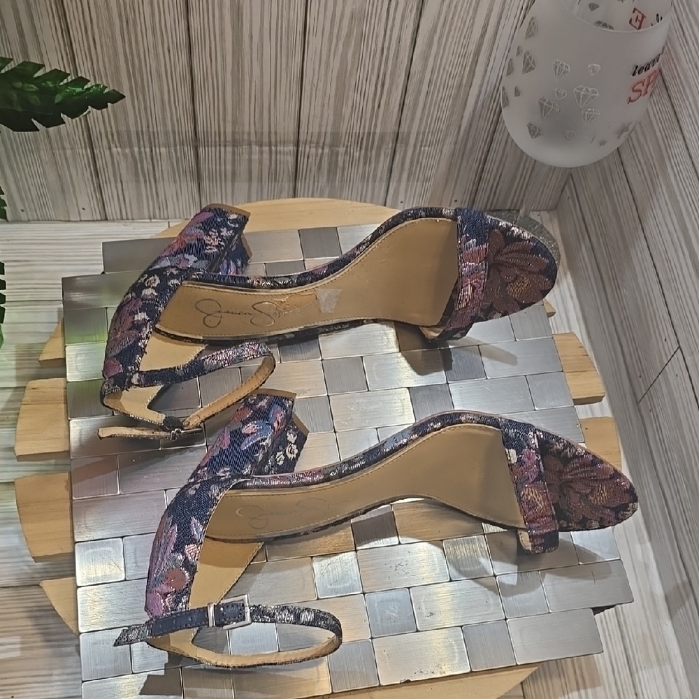 Floral Ankle Strap Block Heel Sandals‎ - Picture 9 of 12